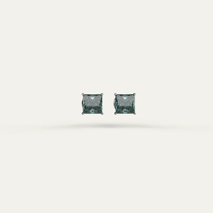 Goldmacher Dara silver stud earrings with green princess-cut moissanite