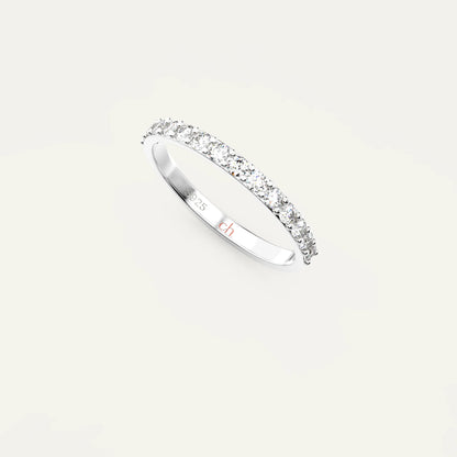 Goldmacher Mensa Sterling Silver Pavé Moissanite Ring – Lightweight, Durable Design for Minimalist Gifting, Anniversaries, or Stacking.